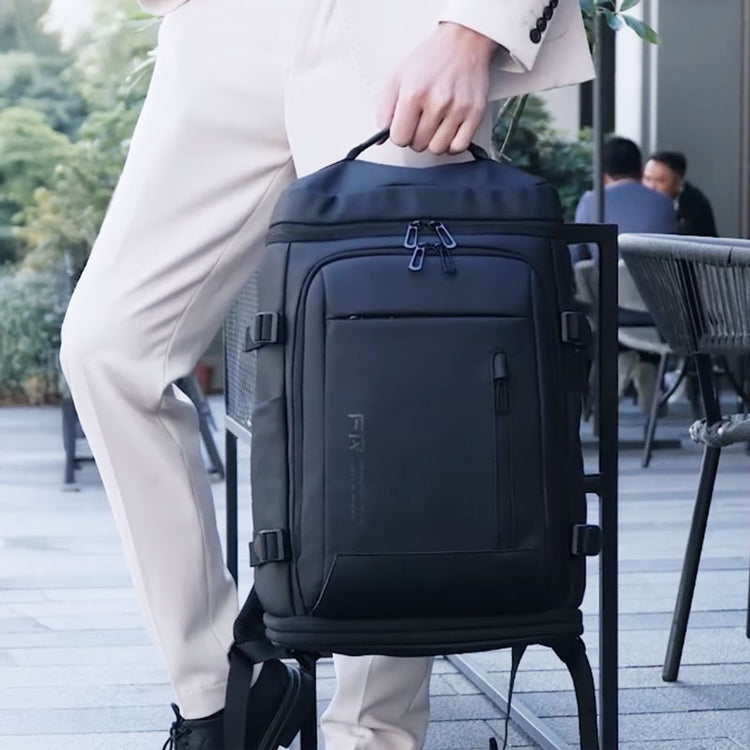 BRIEFING　BEAMS　ビジネスバッグ　リュック BRIEFING デイバック リュック 「ビームスの百名品」BRIEFING / 別注