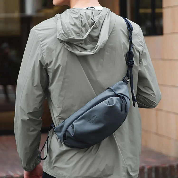 毎日を整える相棒】コスタ ボディバッグ by BRODERIK - Broderik