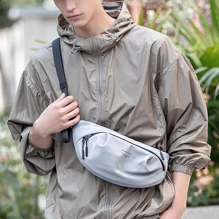 毎日を整える相棒】コスタ ボディバッグ by BRODERIK - Broderik