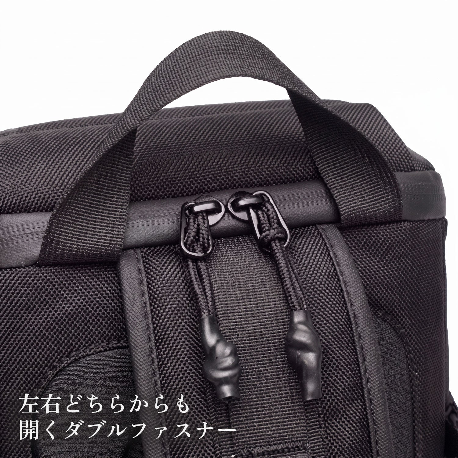 CREST SLING BAG