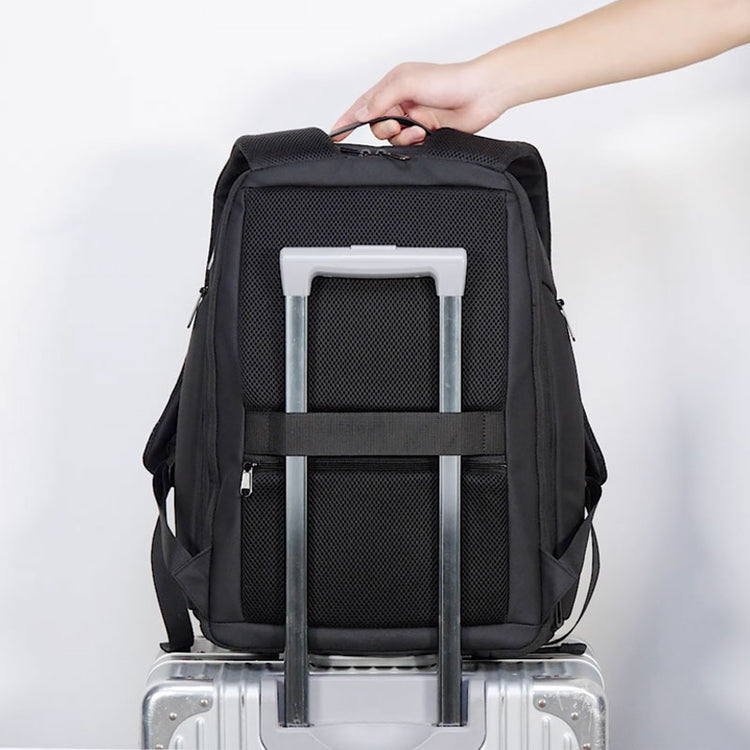 出張に完璧】フィナーレ 大容量ビジネスリュック by BRODERIK - Broderik