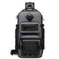 VANTAA SLING BAG