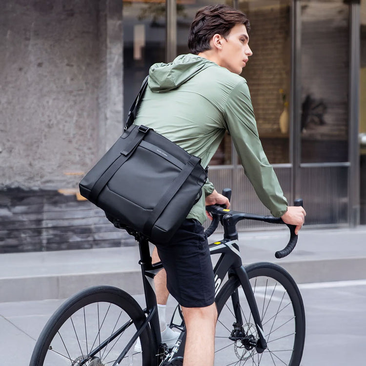 2-WAYキャリー】ビーゴ ビジネストートバッグ by BRODERIK - Broderik